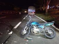 motociclista-morre-apos-colisao-traseira-contra-caminhao-na-rodovia-raposo-tavares,-em-presidente-prudente