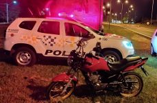 homem-e-preso-por-dirigir-motocicleta-embriagado,-na-rodovia-arlindo-bettio,-em-rosana