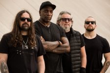 heavy-metal-de-sepultura-celebra-dia-mundial-do-rock-com-show-na-abertura-de-festival-em-presidente-prudente