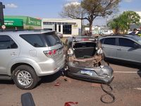 batidas-em-serie-envolvem-seis-carros-apos-carreta-perder-o-freio-na-avenida-manoel-goulart,-em-presidente-prudente