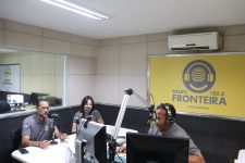 com-shows-de-grandes-cantores-sertanejos,-radio-fronteira-faz-live-de-lancamento-nesta-terca-feira