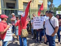 integrantes-do-mst-fazem-manifestacao-no-centro-de-presidente-prudente