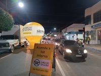 com-20-recusas-ao-bafometro,-blitz-aborda-mais-de-800-motoristas-em-avenidas-de-dracena