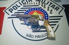 homem-afirma-que-emprestou-revolver-para-outra-pessoa-e-acaba-preso-por-posse-ilegal-de-arma-de-fogo,-em-florida-paulista